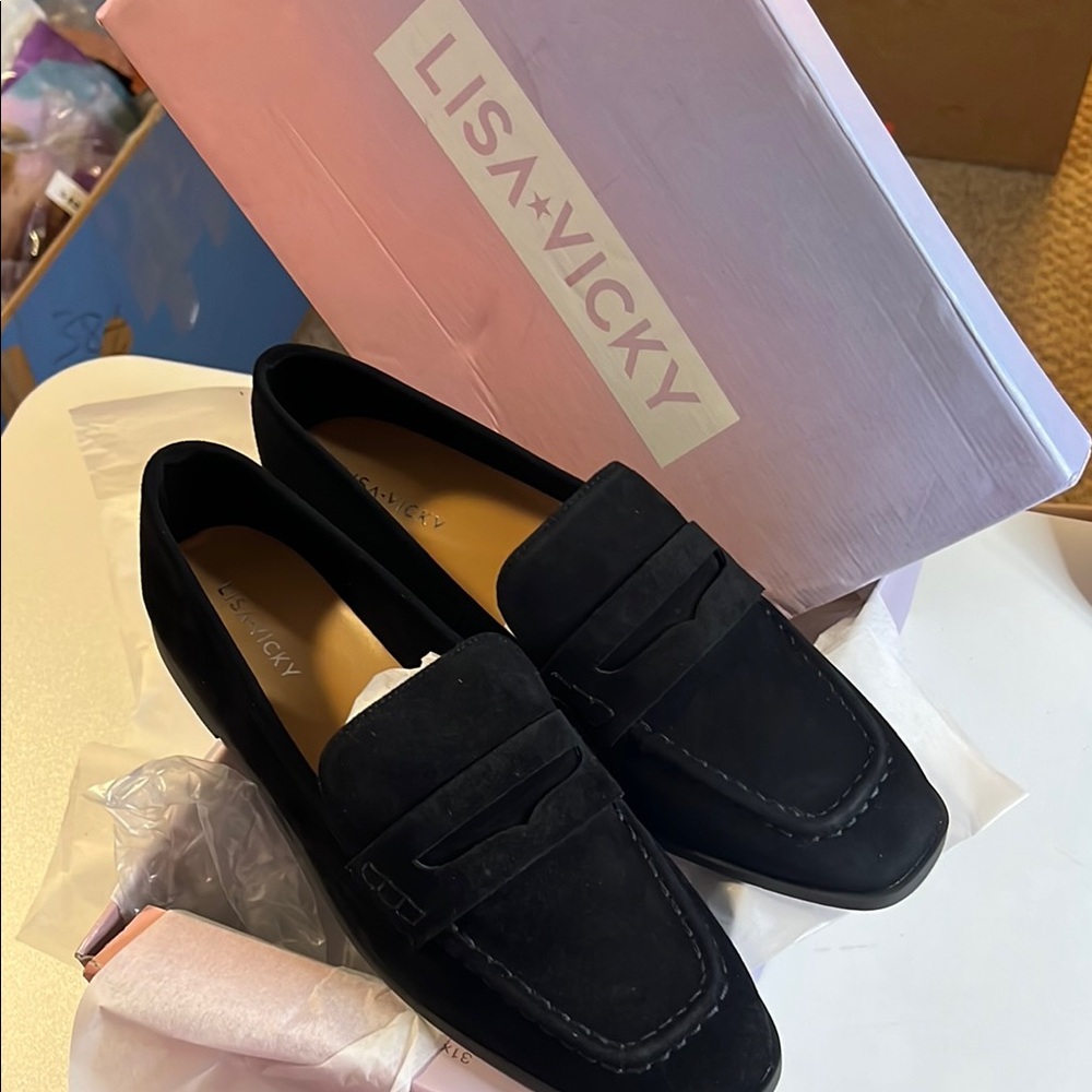 Lisa Vicky Black Loafers Slip-Ons